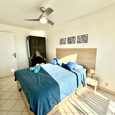 Apartment T3 Sur La Plage Teramare Vue Feerique Mer,Wifi, Parking Inclus , Clim La Ciotat
